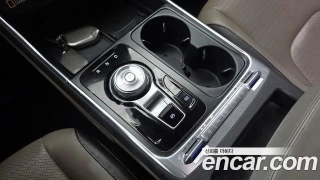 Kia Carnival 4th Gen — Фото автомобиля 12