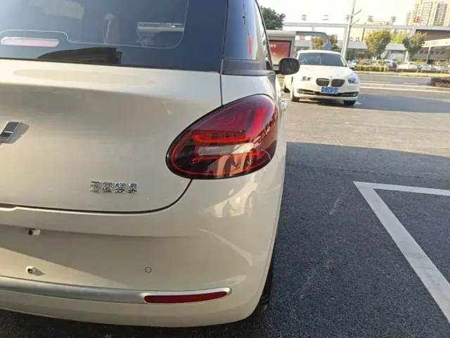 Wuling Bingo — Фото автомобиля 7