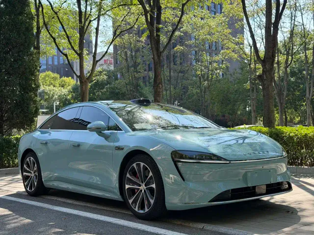 Luxeed S7 — Фото автомобиля 3