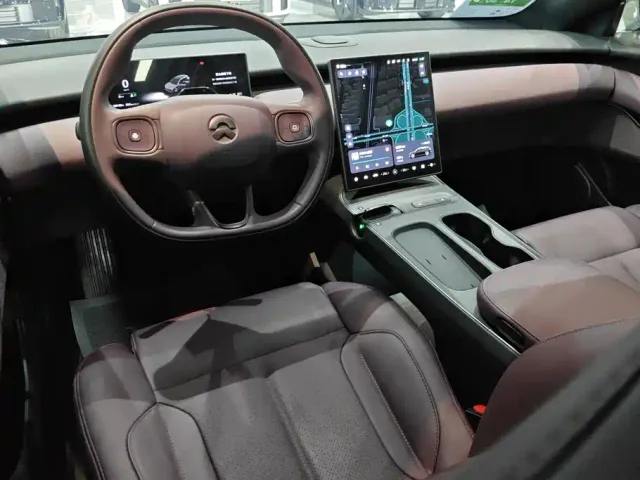 Nio ET5 Touring — Фото автомобиля 12