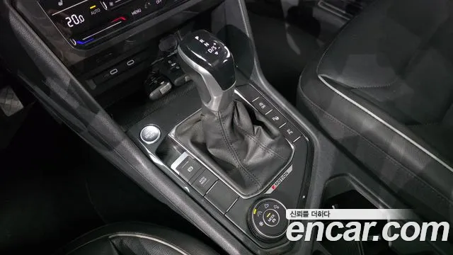 Volkswagen Tiguan Tiguan 2 поколение 2.0 TDI 4Motion Prestige — Фото автомобиля 9