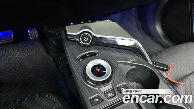 Kia EV6 — Фото автомобиля 12