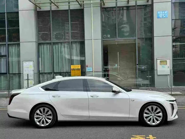 Cadillac CT6 — Фото автомобиля 4