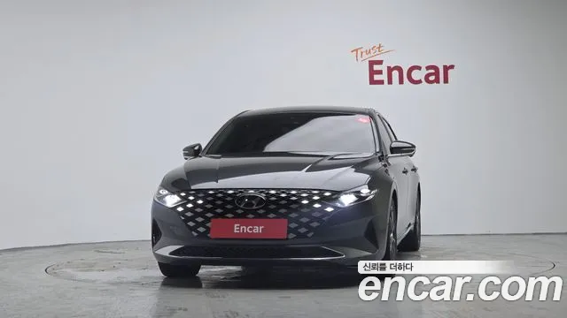 Hyundai Grandeur Новый Grandeur IG — Фото автомобиля 3
