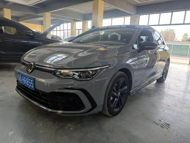 Фотография автомобиля — Volkswagen Golf