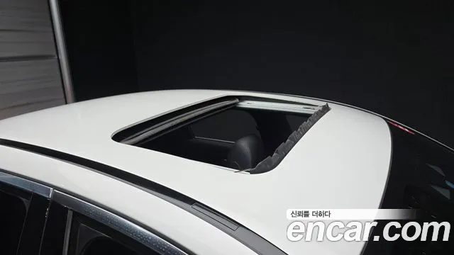 Mercedes-Benz E-Class — Фото автомобиля 25