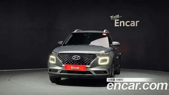 Hyundai Venue — Фото автомобиля 3