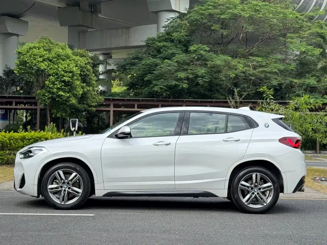 BMW X2 — Фото автомобиля 5