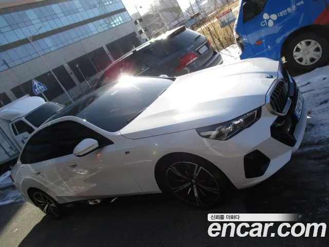 BMW 5-Series 5 серия (G60) 530i xDrive M Sport — Фото автомобиля 3