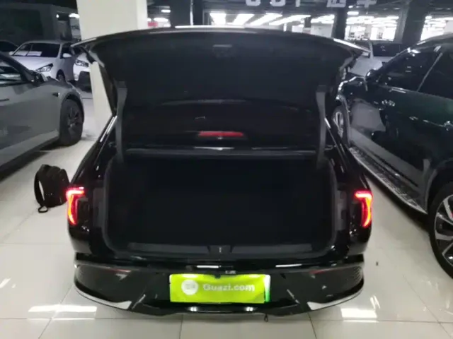 Wuling Starlight — Фото автомобиля 18