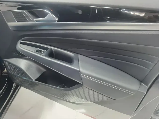Volkswagen Passat — Фото автомобиля 23