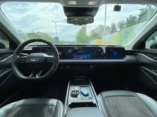 Ford Mondeo — Фото автомобиля 6