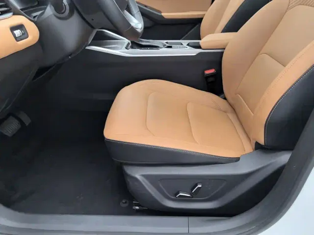 Geely Emgrand — Фото автомобиля 20