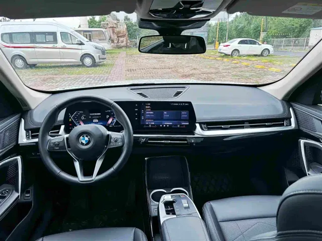 BMW X1 — Фото автомобиля 7