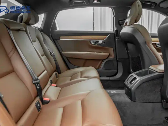 Volvo S90 — Фото автомобиля 16