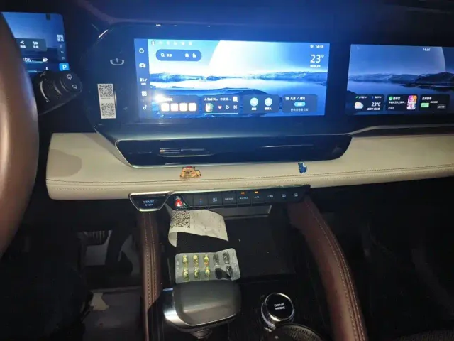Geely Xingyue L — Фото автомобиля 14