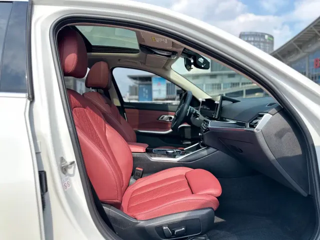 BMW 3 Series — Фото автомобиля 5