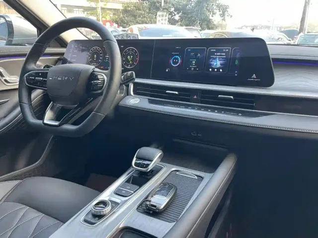Chery Arrizo 8 — Фото автомобиля 4