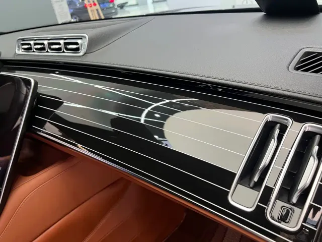 Mercedes-Benz S-Class — Фото автомобиля 7