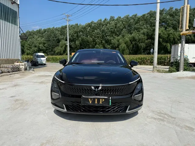 Фотография автомобиля — Wuling Starlight