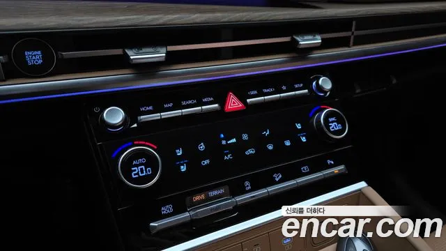 Hyundai Santafe Santa Fe (MX5) Бензин 2.5T 4WD — Фото автомобиля 28