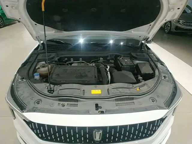 Bestune B70 — Фото автомобиля 19