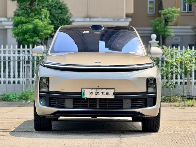 Фотография автомобиля — Li Auto L9