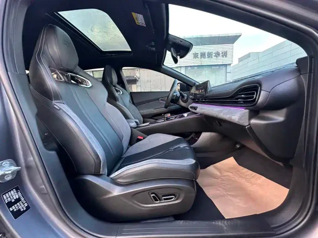 GAC Trumpchi Emkoo — Фото автомобиля 16