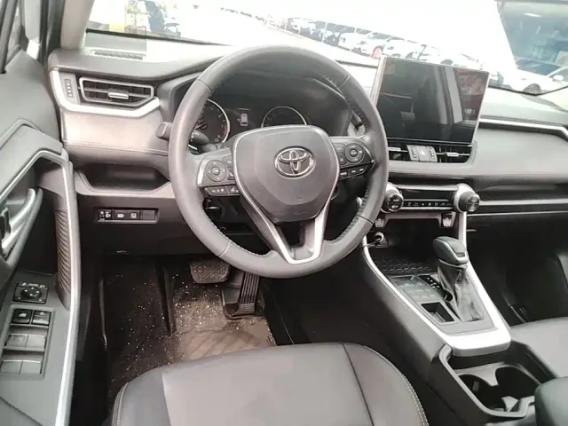 Toyota Wildlander — Фото автомобиля 9