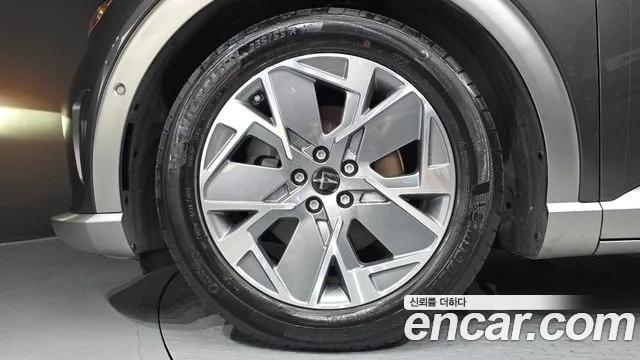 Genesis GV60 Standard — Фото автомобиля 4