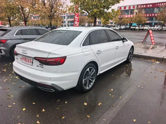 Audi A4L — Фото автомобиля 7