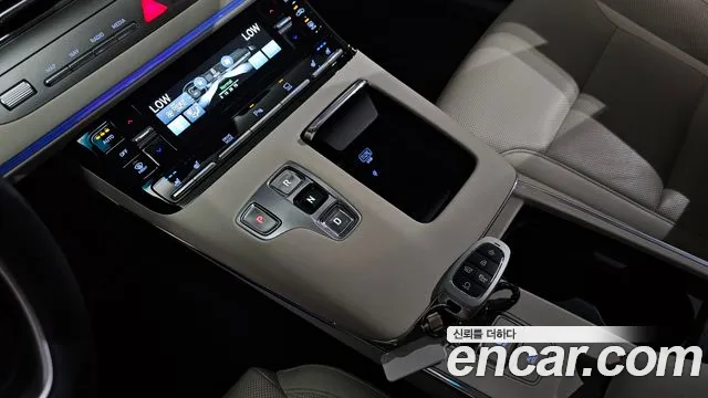 Hyundai Grandeur — Фото автомобиля 7