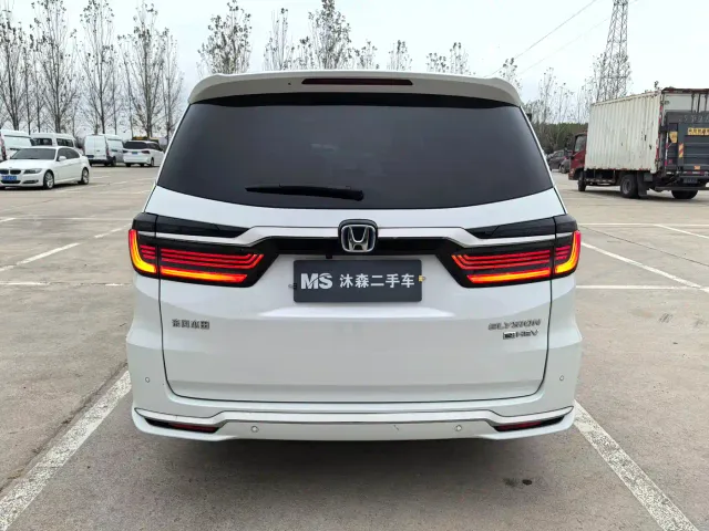 Honda Elysion — Фото автомобиля 5
