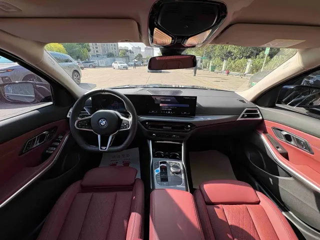 BMW i3 — Фото автомобиля 8