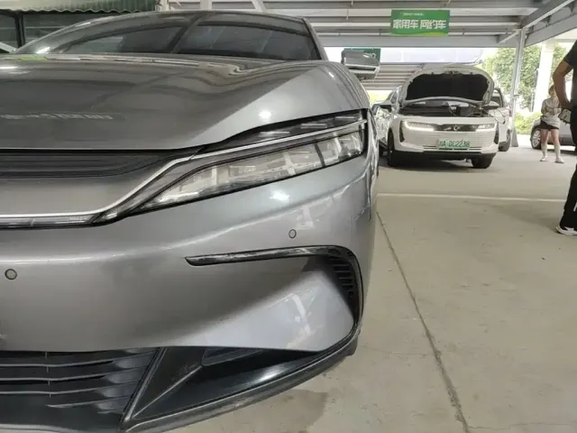 BYD Han — Фото автомобиля 23
