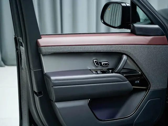 Land Rover Range Rover Sport — Фото автомобиля 17