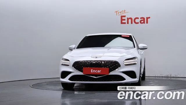 Genesis G70 New — Фото автомобиля 3