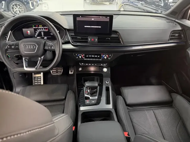Audi Q5L — Фото автомобиля 7