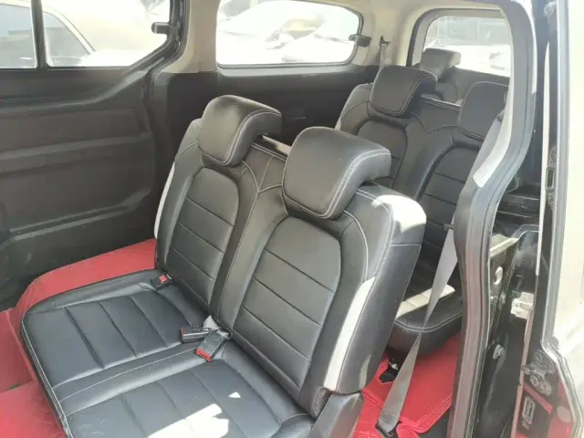 Wuling Zhengcheng — Фото автомобиля 16