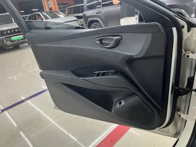 BYD Seal 06 DM-i Touring — Фото автомобиля 14