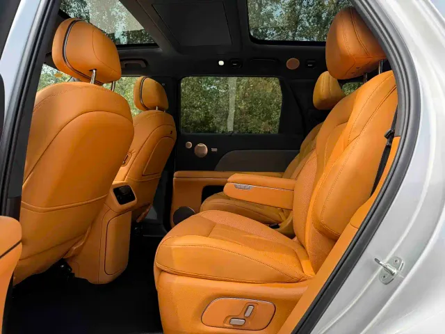 IM Motors LS8 — Фото автомобиля 9