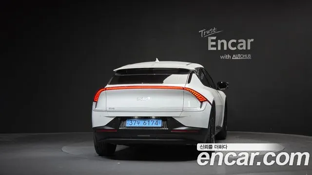 Kia EV6 — Фото автомобиля 3