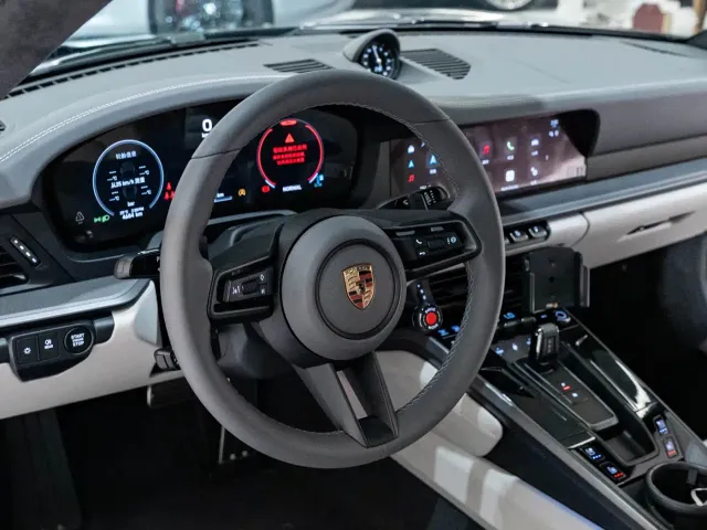 Porsche 911 — Фото автомобиля 11