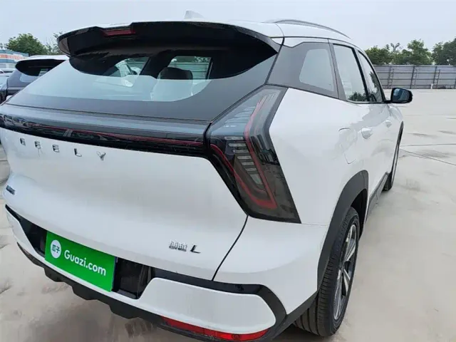 Geely Boyue L — Фото автомобиля 7