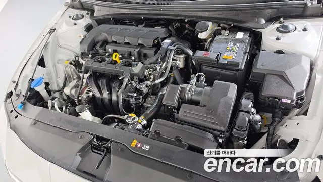 Hyundai Avante CN7 — Фото автомобиля 6