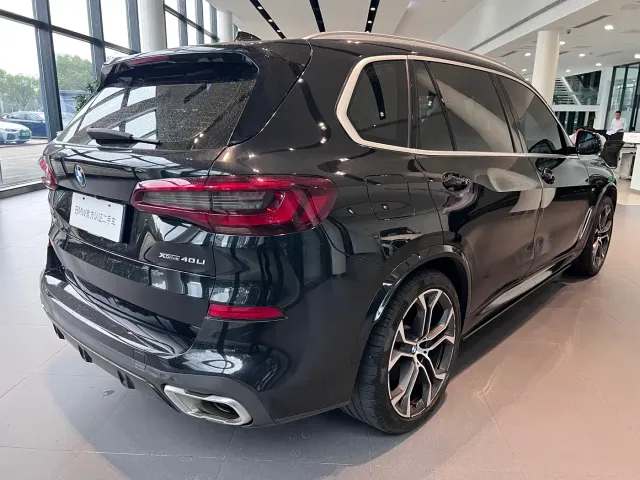 BMW X5 — Фото автомобиля 5