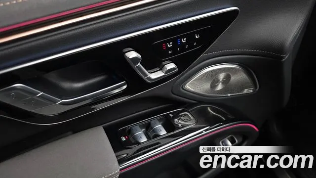 Mercedes-Benz EQS — Фото автомобиля 28