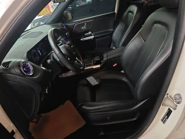 Mercedes-Benz GLB-Class — Фото автомобиля 14
