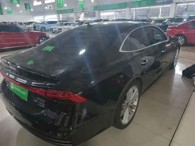 Audi A7L — Фото автомобиля 6
