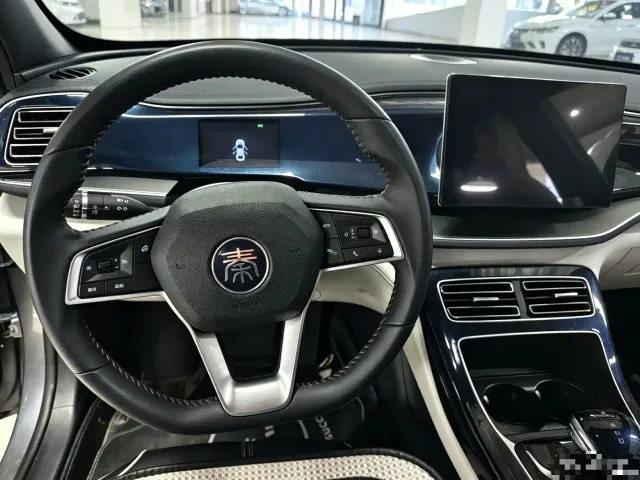 BYD Qin PLUS — Фото автомобиля 8